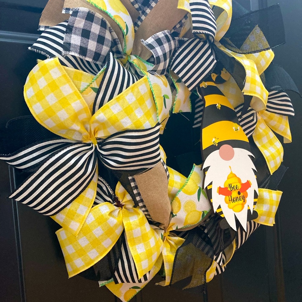 Yellow/black troll ribbon wreath